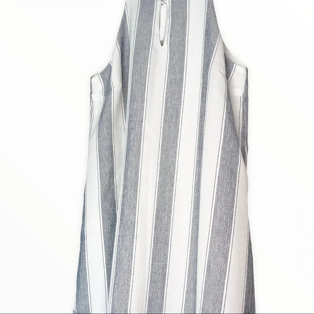 She + Sky | Striped Lined Shift Dress with Front Keyhole and Ruffle Hem | Small - Picture 3 of 7